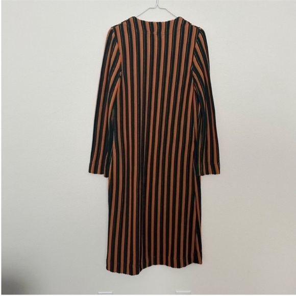Staud Mia Striped Terry Cloth Robe - Picture 4 of 8
